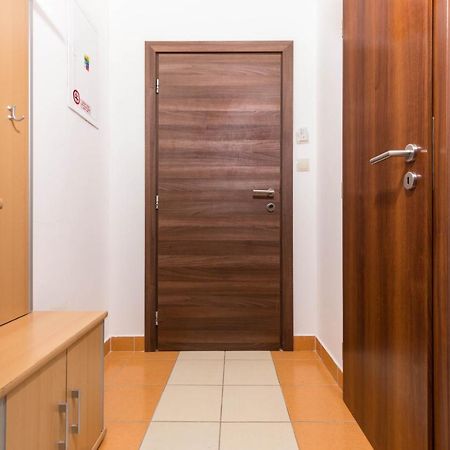 Apartment House Kamzik 9 Доновали Екстериор снимка