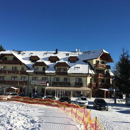 Apartment House Kamzik 9 Доновали Екстериор снимка