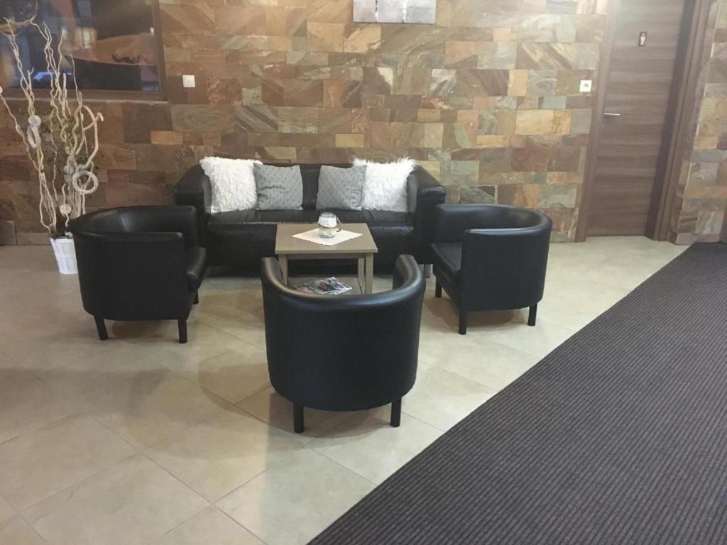 Apartment House Kamzik 9 Доновали Екстериор снимка